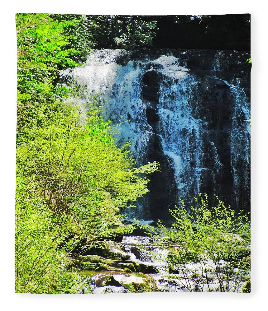 Roaring Fork Waterfall - Blanket