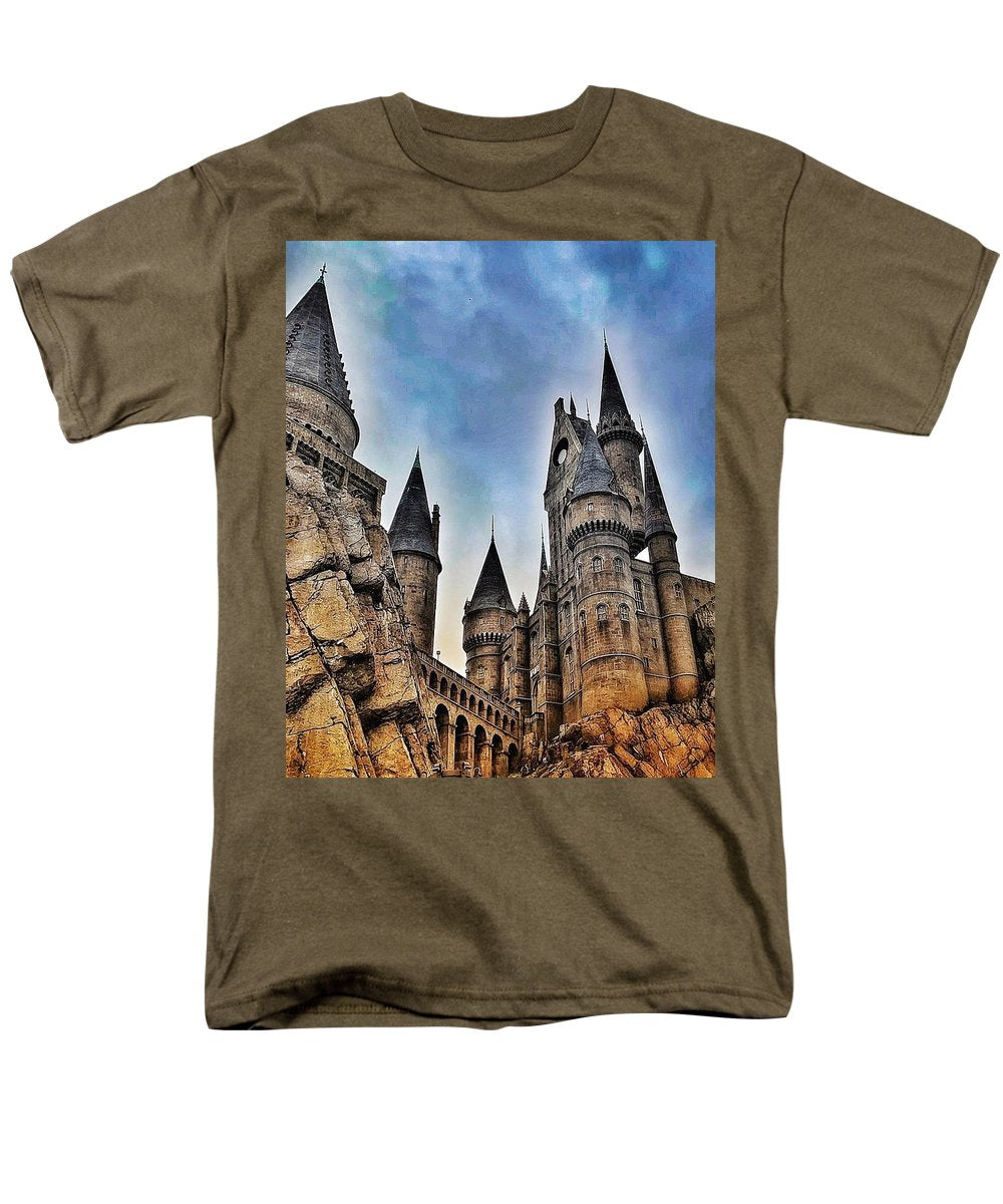 School of Witchcraft and Wizardry - Men's T-Shirt  (Regular Fit)