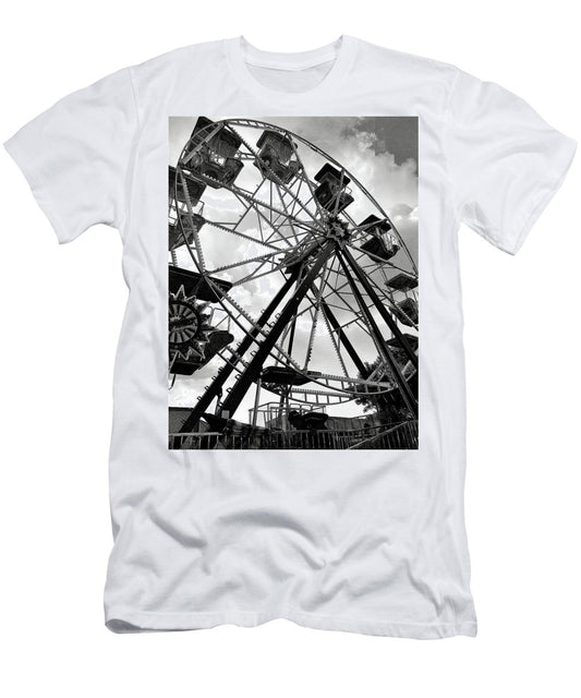 Sunshine Amusement - T-Shirt