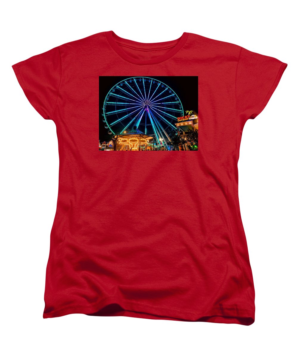 The Island Wheel Color - Women's T-Shirt (Standard Fit)