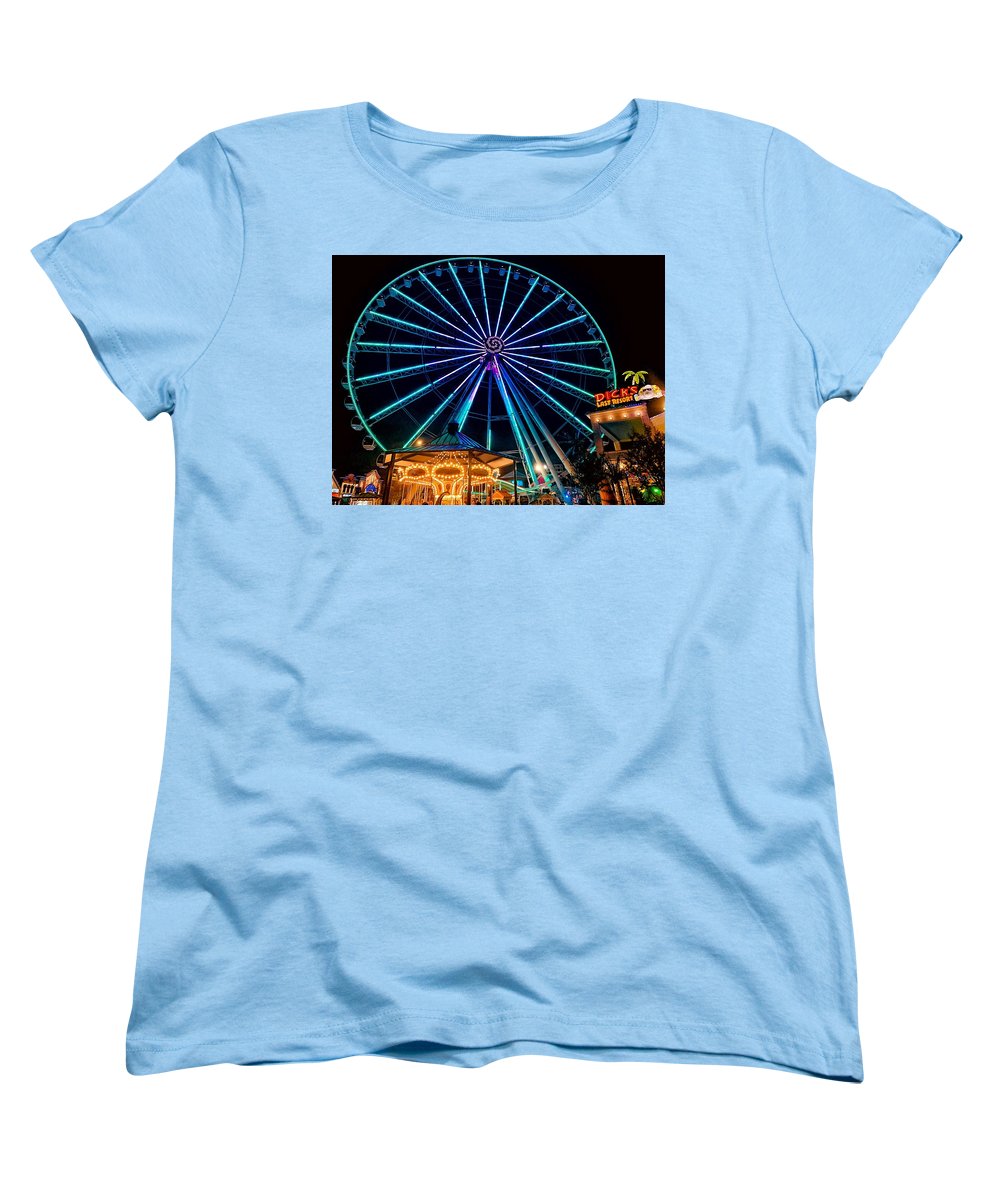 The Island Wheel Color - Women's T-Shirt (Standard Fit)