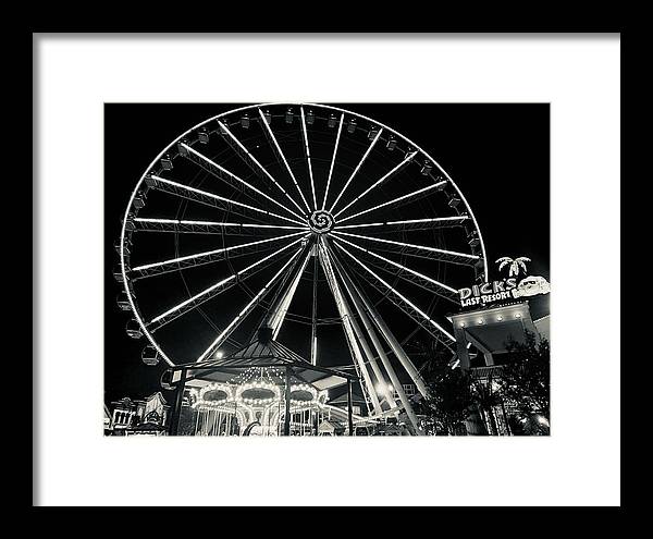 The Island Wheel - Framed Print