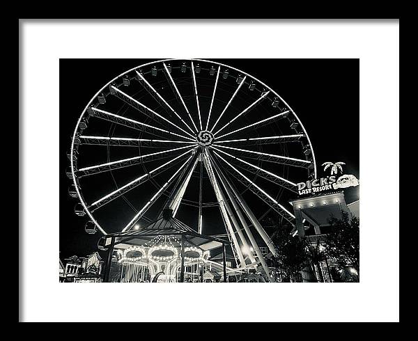 The Island Wheel - Framed Print