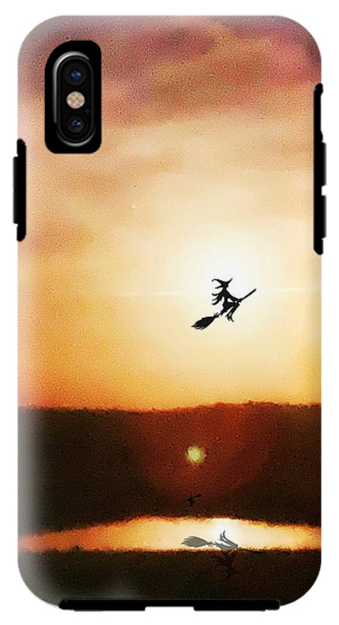 Traveling By Moonlight - Phone Case