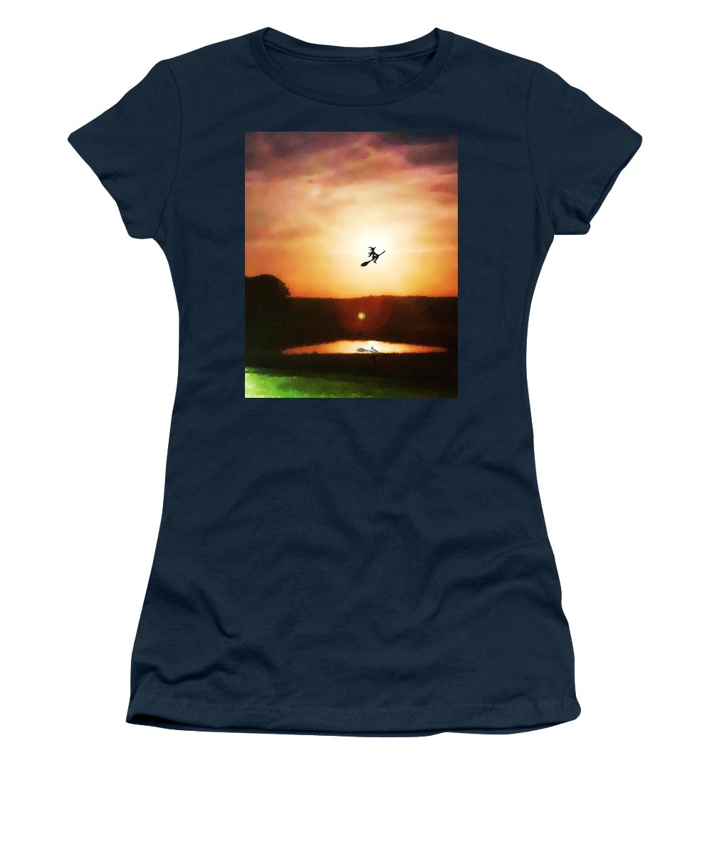 Traveling By Moonlight - Women's T-Shirt