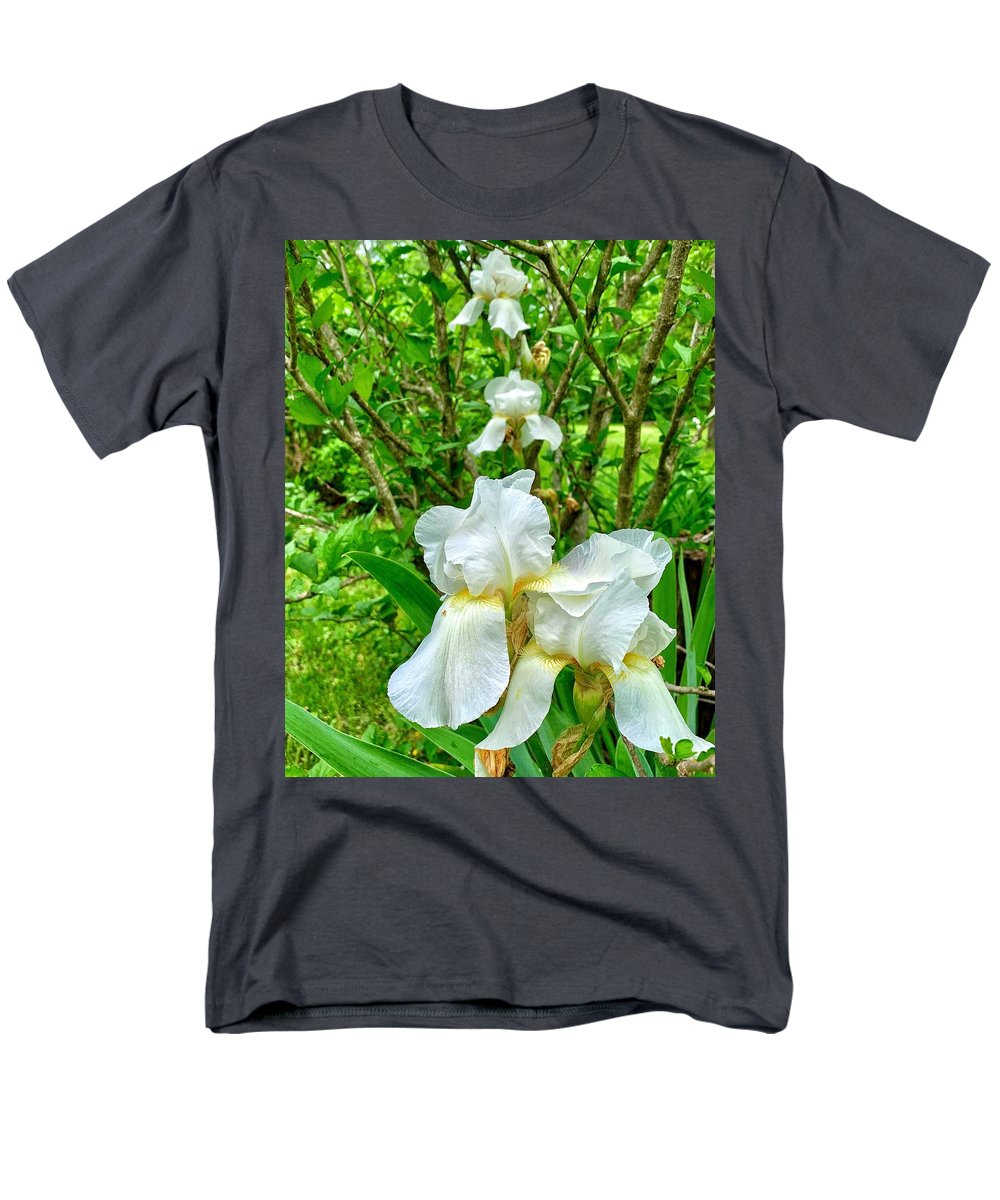 White Iris - Men's T-Shirt  (Regular Fit)